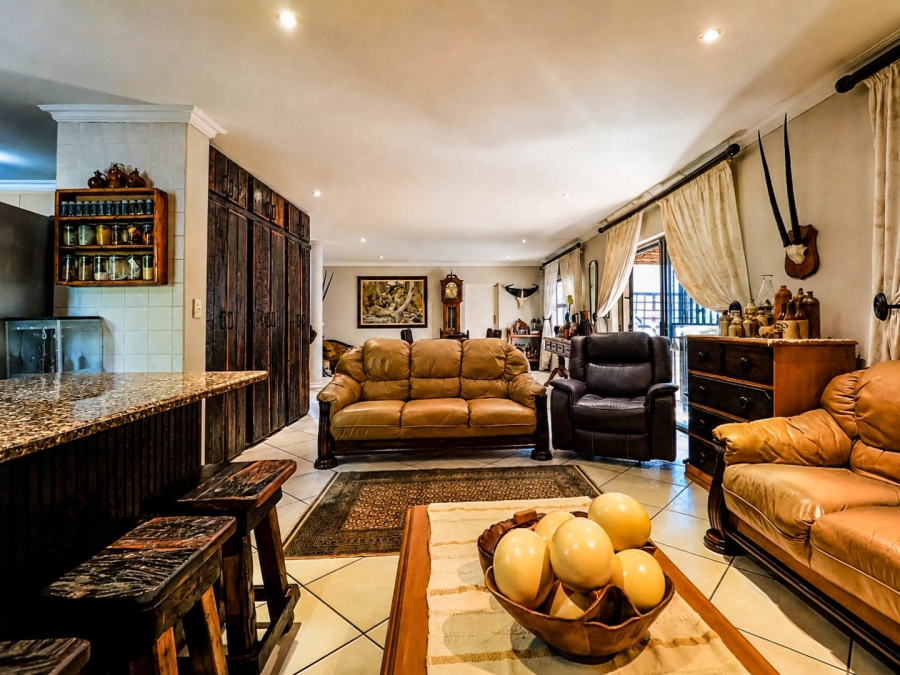 3 Bedroom Property for Sale in Faerie Glen Gauteng