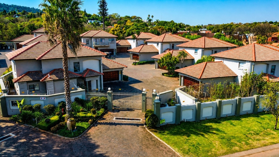 3 Bedroom Property for Sale in Faerie Glen Gauteng