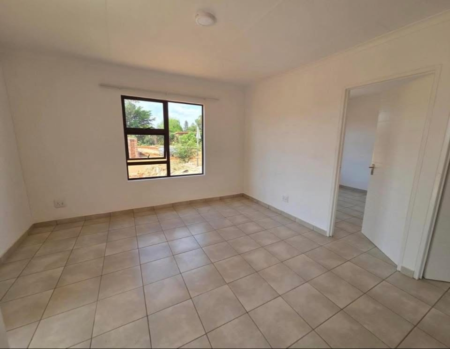 2 Bedroom Property for Sale in Windmill Park Gauteng