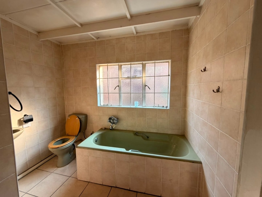 3 Bedroom Property for Sale in Selection Park Gauteng