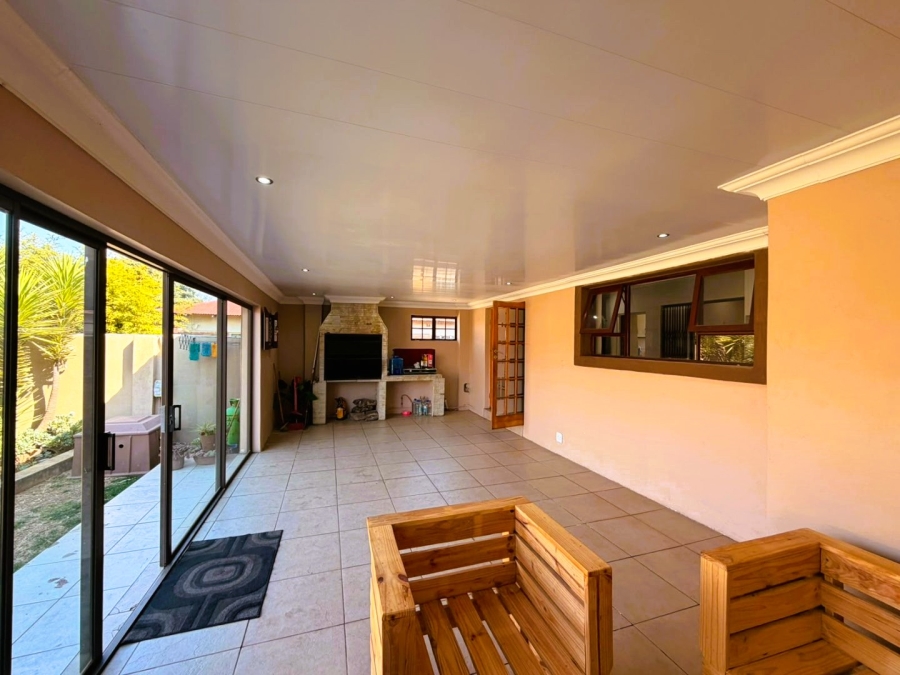5 Bedroom Property for Sale in Nigel Ext 2 Gauteng