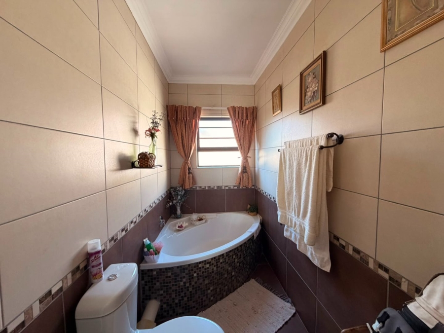 5 Bedroom Property for Sale in Nigel Ext 2 Gauteng