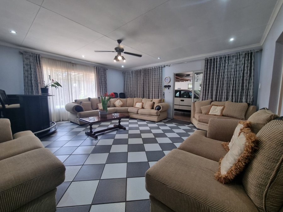 4 Bedroom Property for Sale in Ferryvale Gauteng