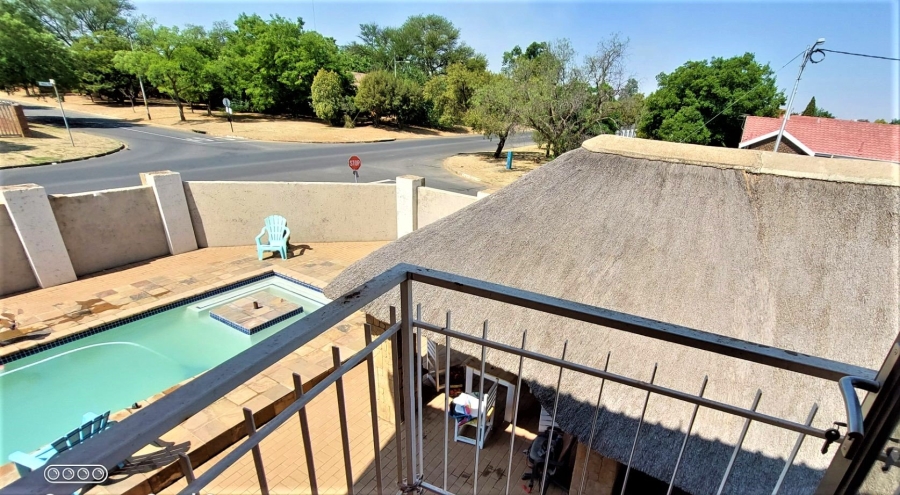 5 Bedroom Property for Sale in Ferryvale Gauteng
