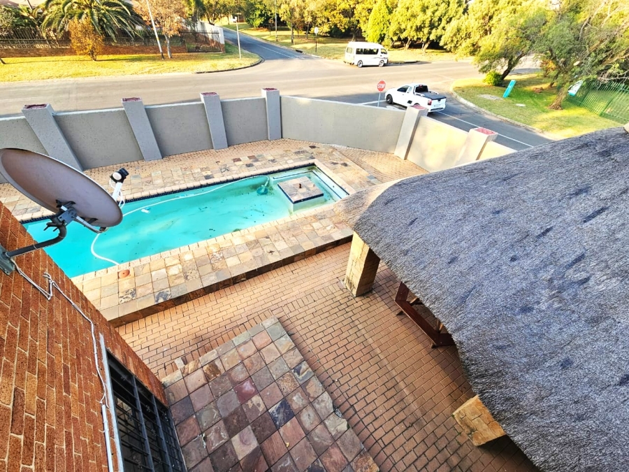 5 Bedroom Property for Sale in Ferryvale Gauteng