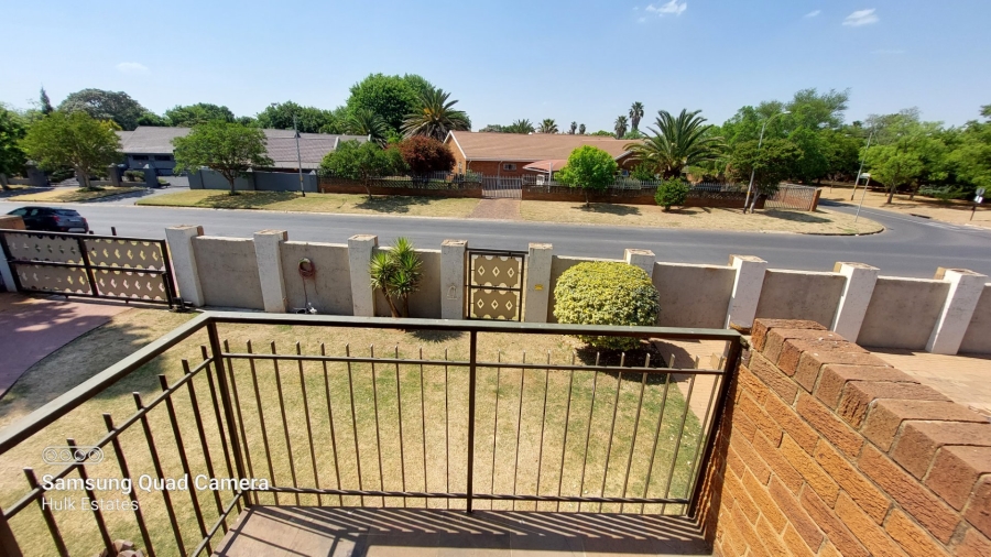 5 Bedroom Property for Sale in Ferryvale Gauteng
