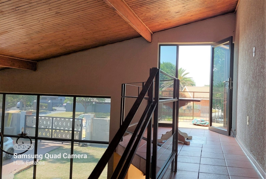 5 Bedroom Property for Sale in Ferryvale Gauteng