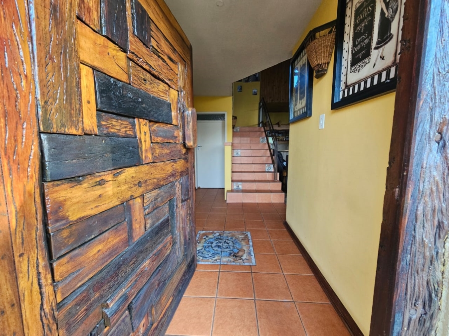5 Bedroom Property for Sale in Ferryvale Gauteng