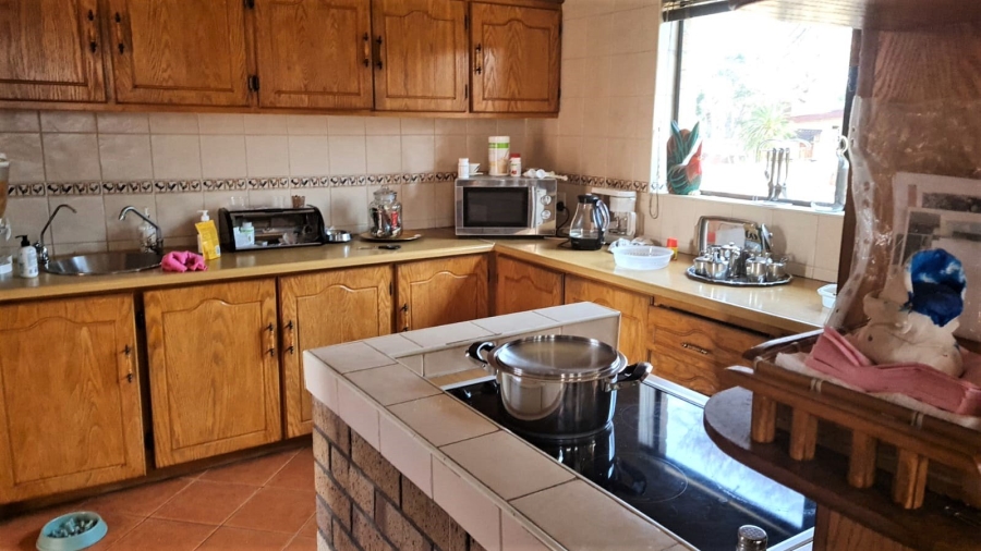 5 Bedroom Property for Sale in Ferryvale Gauteng