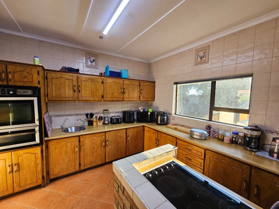 5 Bedroom Property for Sale in Ferryvale Gauteng