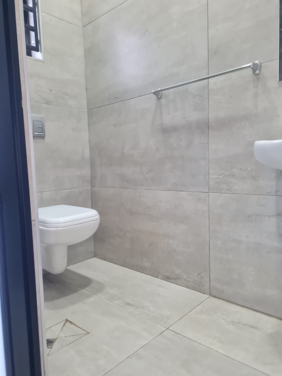 To Let Commercial Property for Rent in Lenasia Ext 11 Gauteng