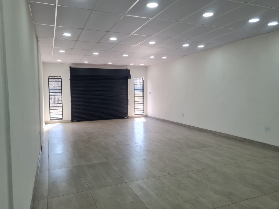 To Let Commercial Property for Rent in Lenasia Ext 11 Gauteng