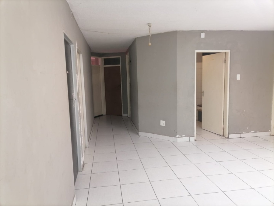 1 Bedroom Property for Sale in Pretoria Gauteng
