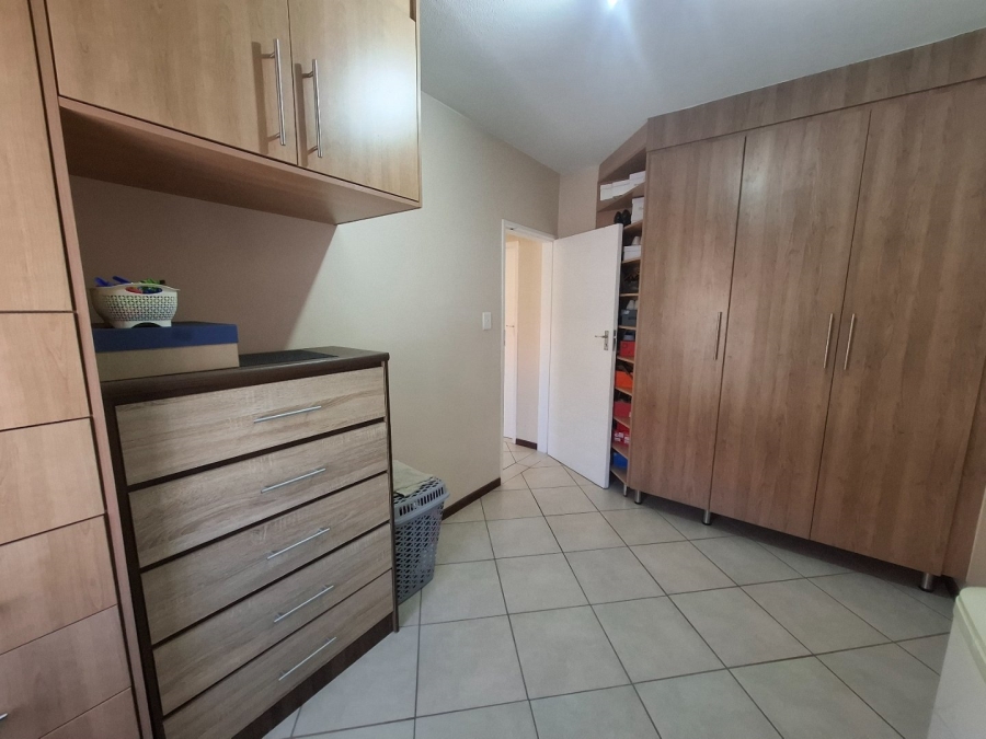 To Let 2 Bedroom Property for Rent in Mooikloof Ridge Gauteng