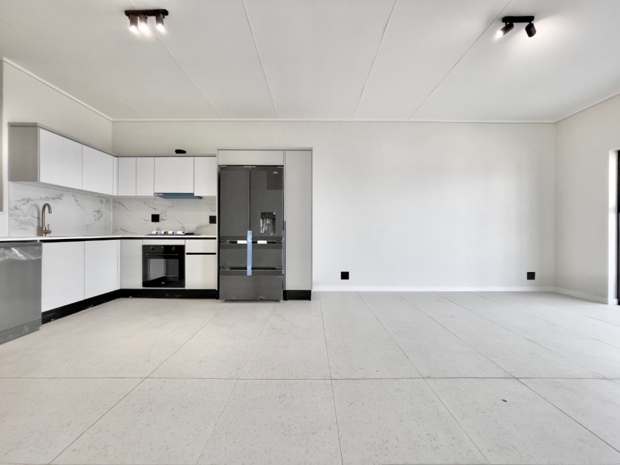 To Let 3 Bedroom Property for Rent in The Polofields Gauteng