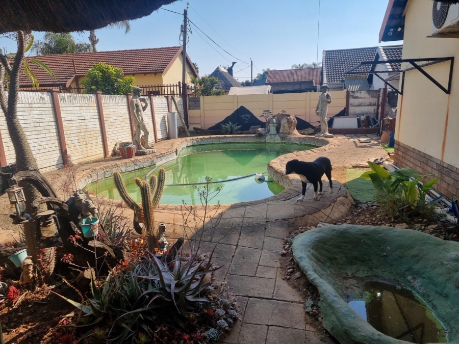 3 Bedroom Property for Sale in Booysens Gauteng