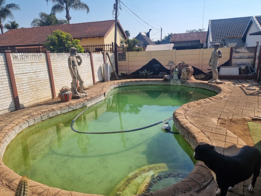 3 Bedroom Property for Sale in Booysens Gauteng