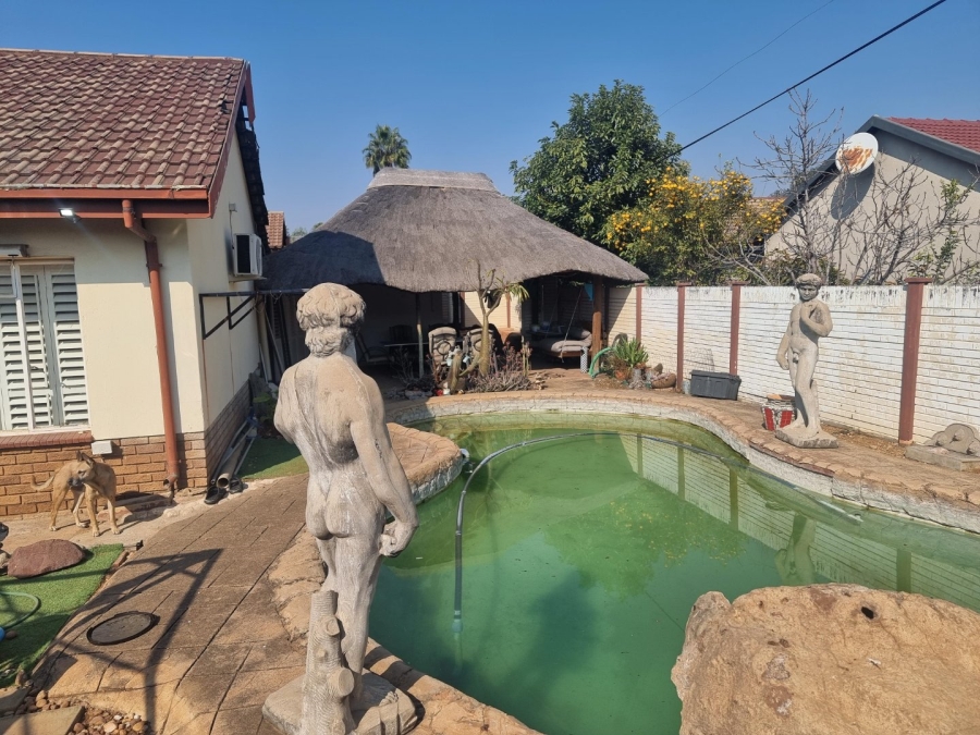 3 Bedroom Property for Sale in Booysens Gauteng