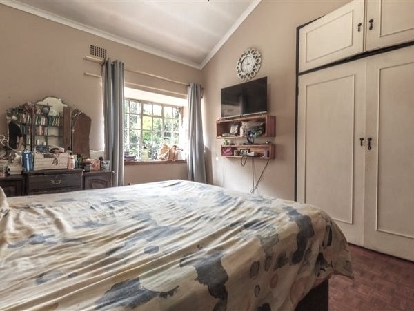 5 Bedroom Property for Sale in Selcourt Gauteng