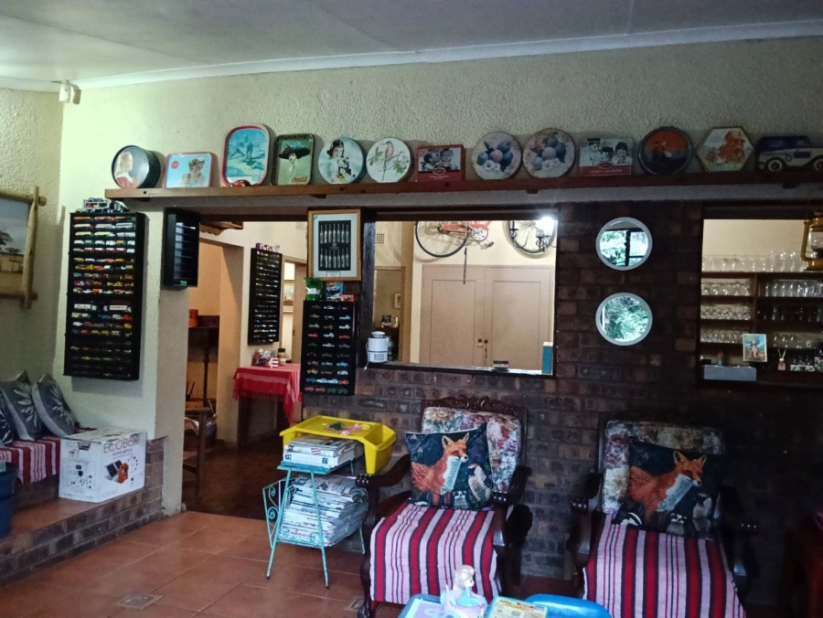 5 Bedroom Property for Sale in Selcourt Gauteng