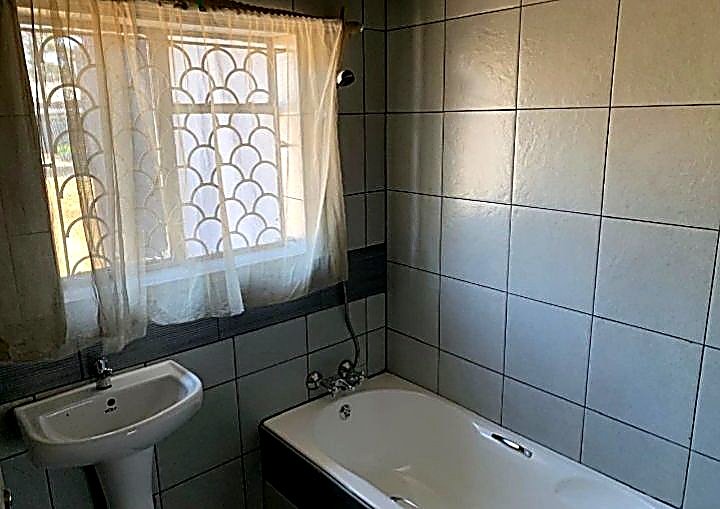 To Let 3 Bedroom Property for Rent in Northmead Gauteng