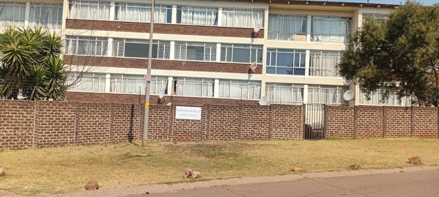 3 Bedroom Property for Sale in Rhodesfield Gauteng