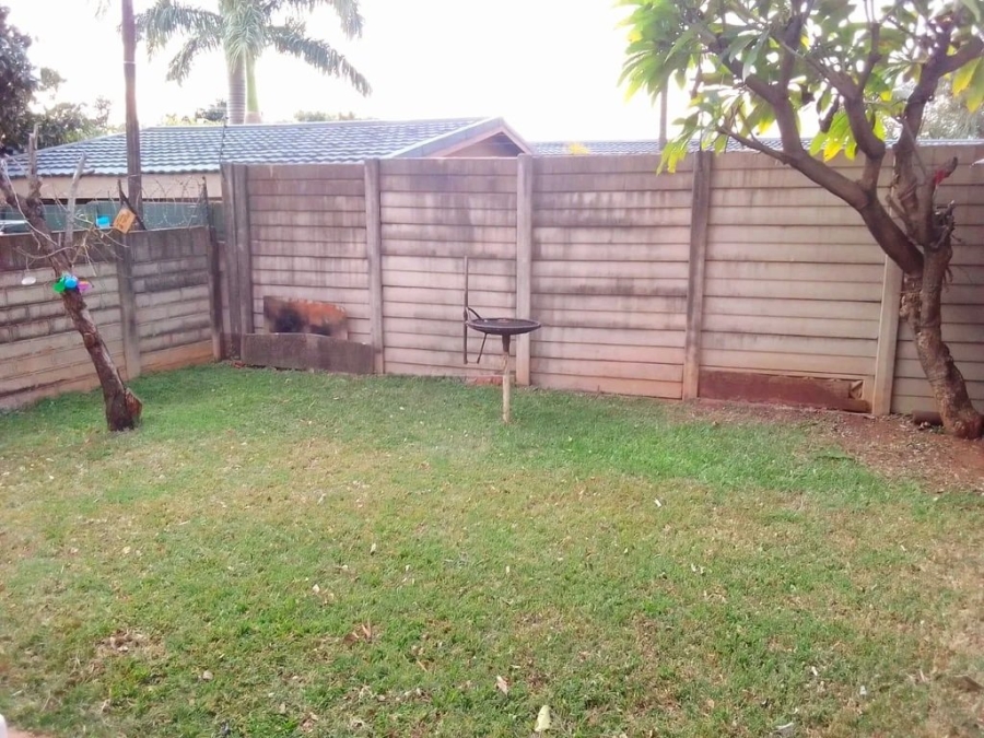 To Let  Bedroom Property for Rent in Annlin Gauteng