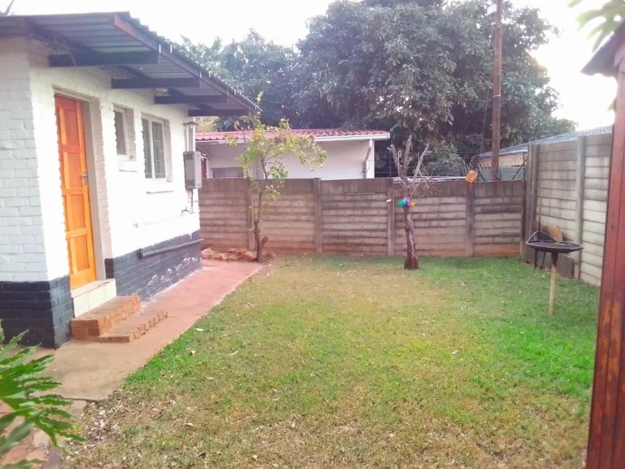 To Let  Bedroom Property for Rent in Annlin Gauteng