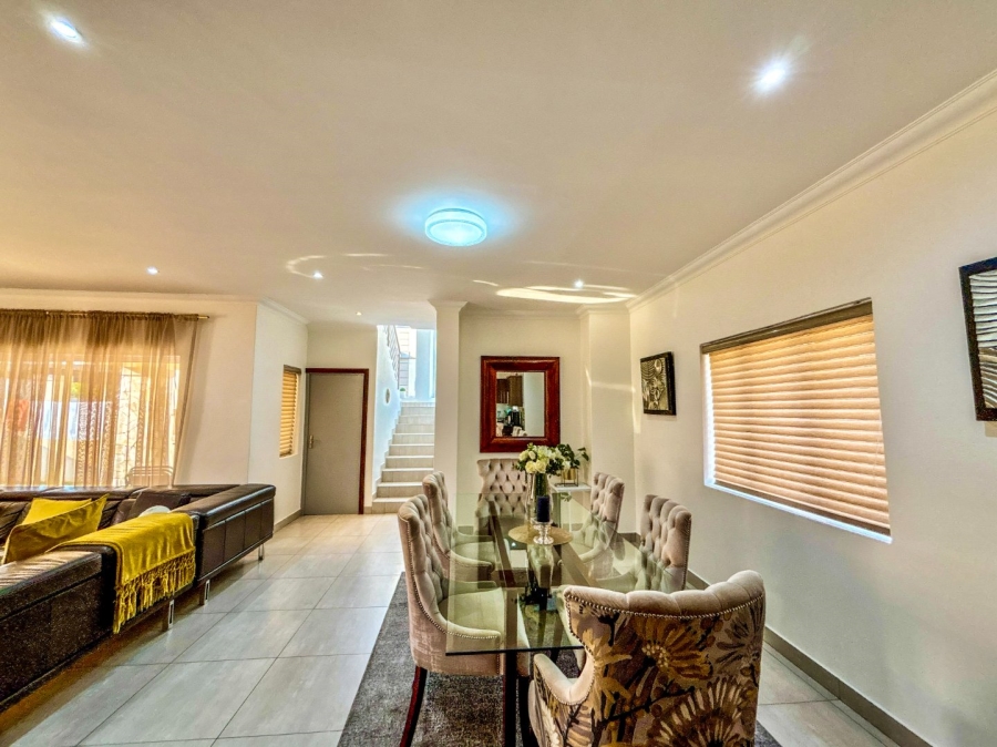 3 Bedroom Property for Sale in Blue Valley Golf Estate Gauteng