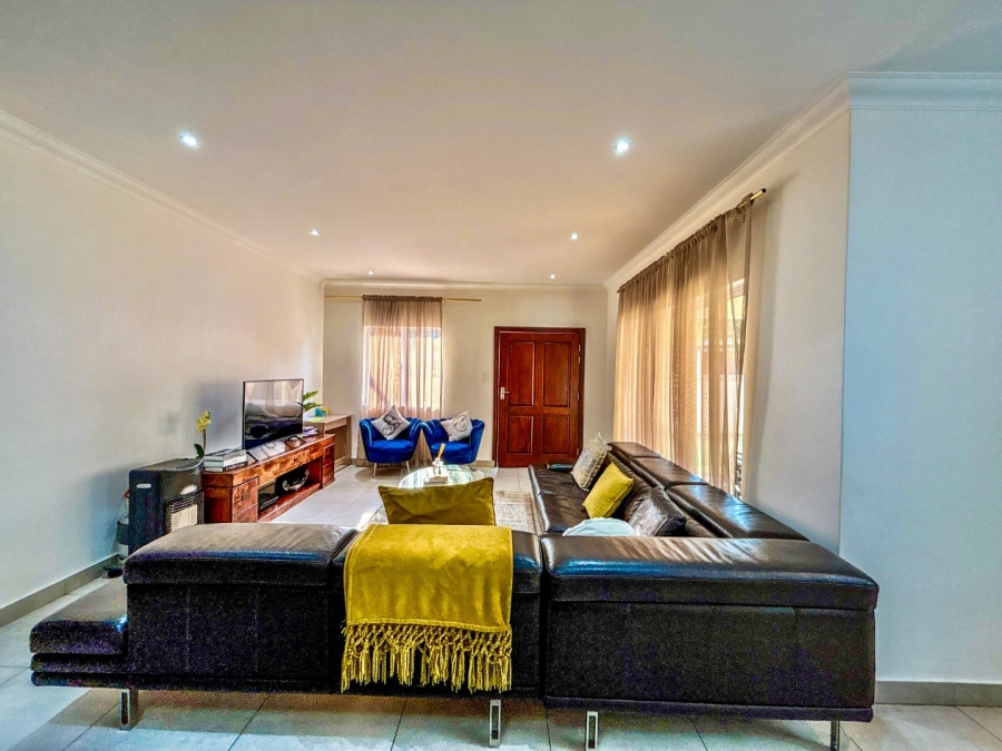 3 Bedroom Property for Sale in Blue Valley Golf Estate Gauteng