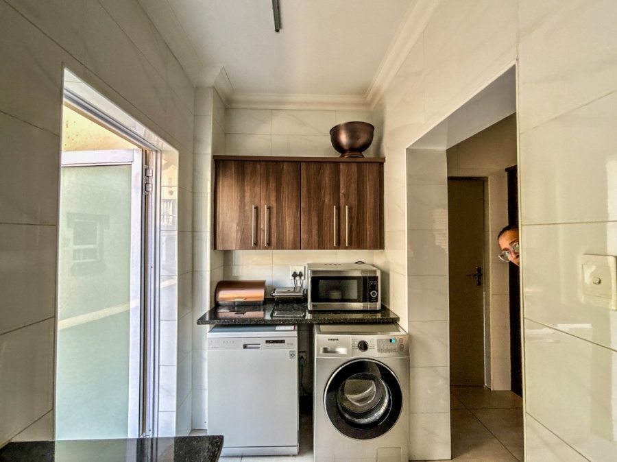 3 Bedroom Property for Sale in Blue Valley Golf Estate Gauteng
