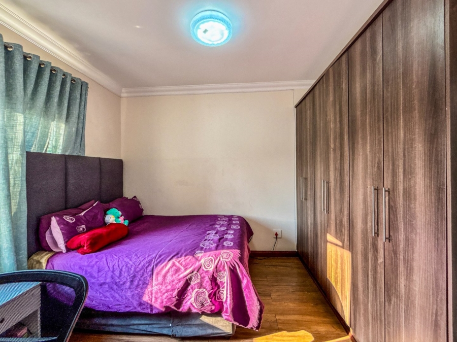3 Bedroom Property for Sale in Blue Valley Golf Estate Gauteng