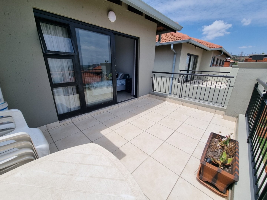To Let 3 Bedroom Property for Rent in Bedfordview Gauteng