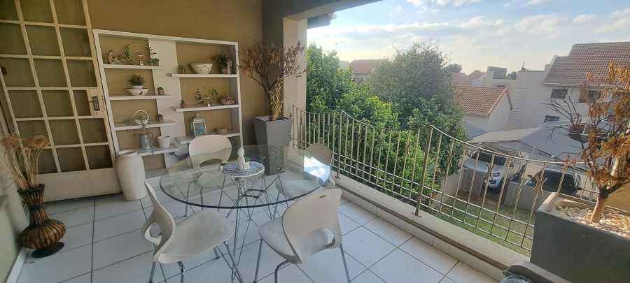 3 Bedroom Property for Sale in Bedfordview Gauteng