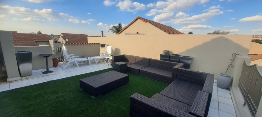 3 Bedroom Property for Sale in Bedfordview Gauteng