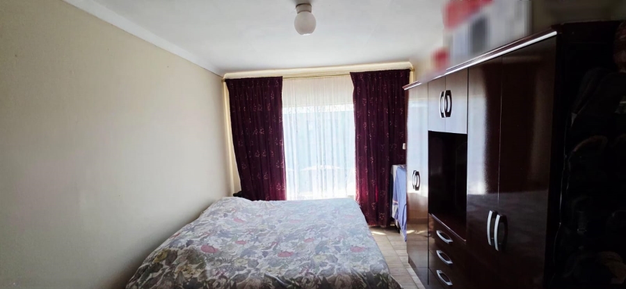 3 Bedroom Property for Sale in West Park Gauteng