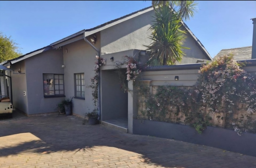 5 Bedroom Property for Sale in Bedfordview Gauteng