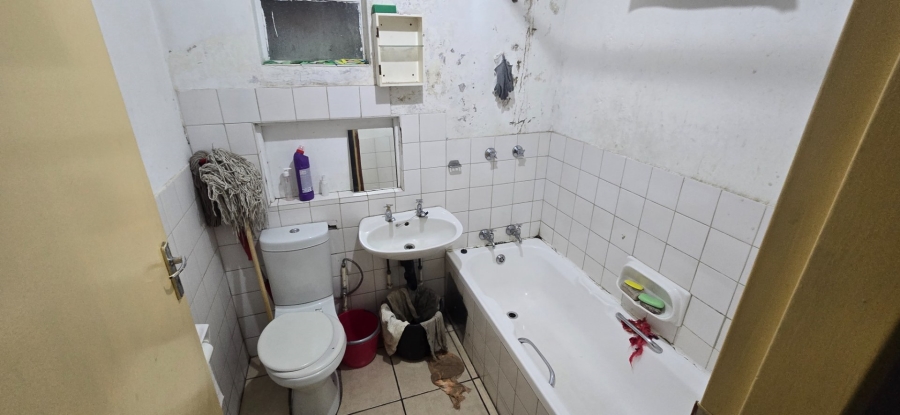 2 Bedroom Property for Sale in Berea Park Gauteng