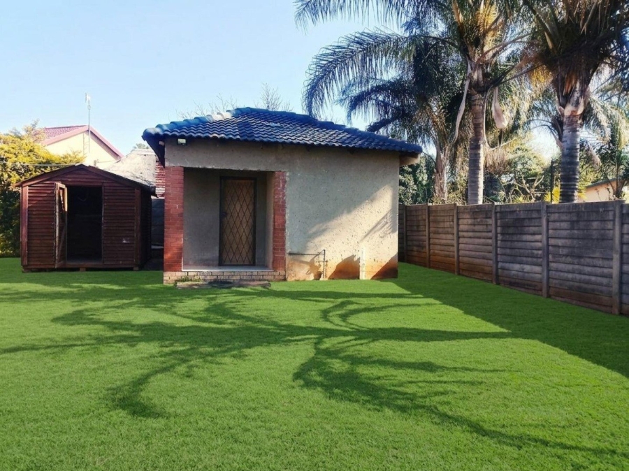 4 Bedroom Property for Sale in Heuweloord Gauteng