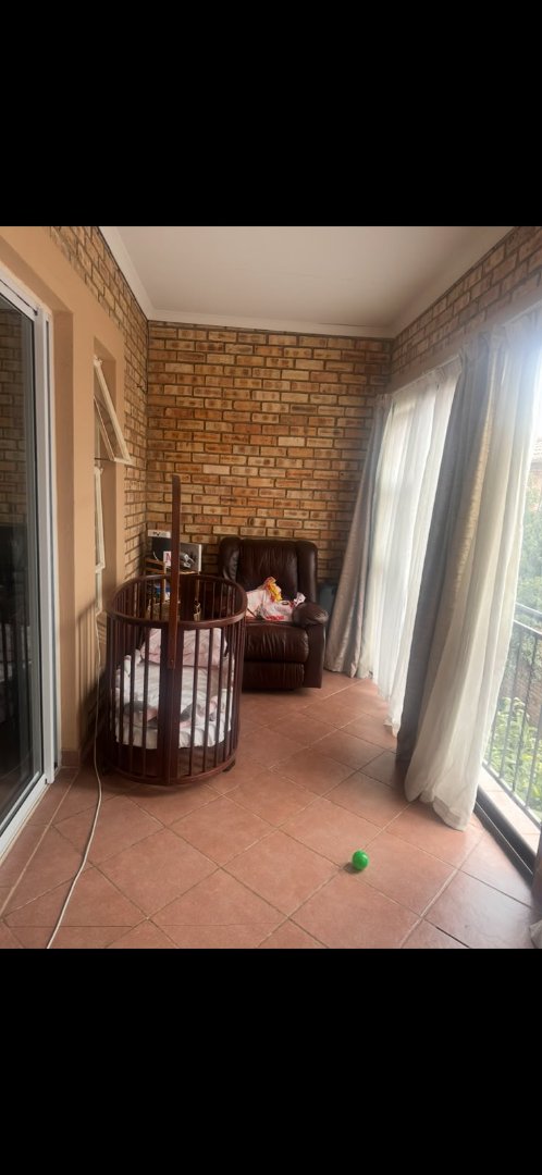 3 Bedroom Property for Sale in Heuwelsig Estate Gauteng