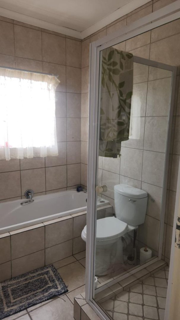 3 Bedroom Property for Sale in Heuwelsig Estate Gauteng