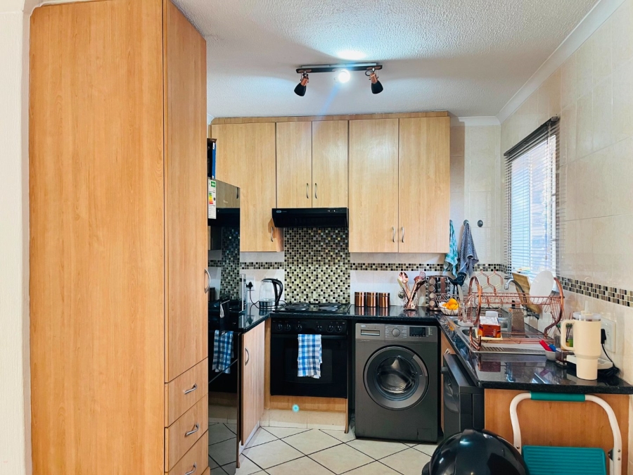 2 Bedroom Property for Sale in Willow Park Manor Gauteng