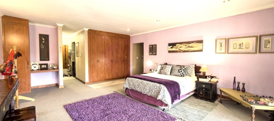 5 Bedroom Property for Sale in Rietvlei View Country Estates Gauteng