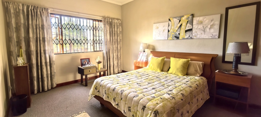 5 Bedroom Property for Sale in Rietvlei View Country Estates Gauteng