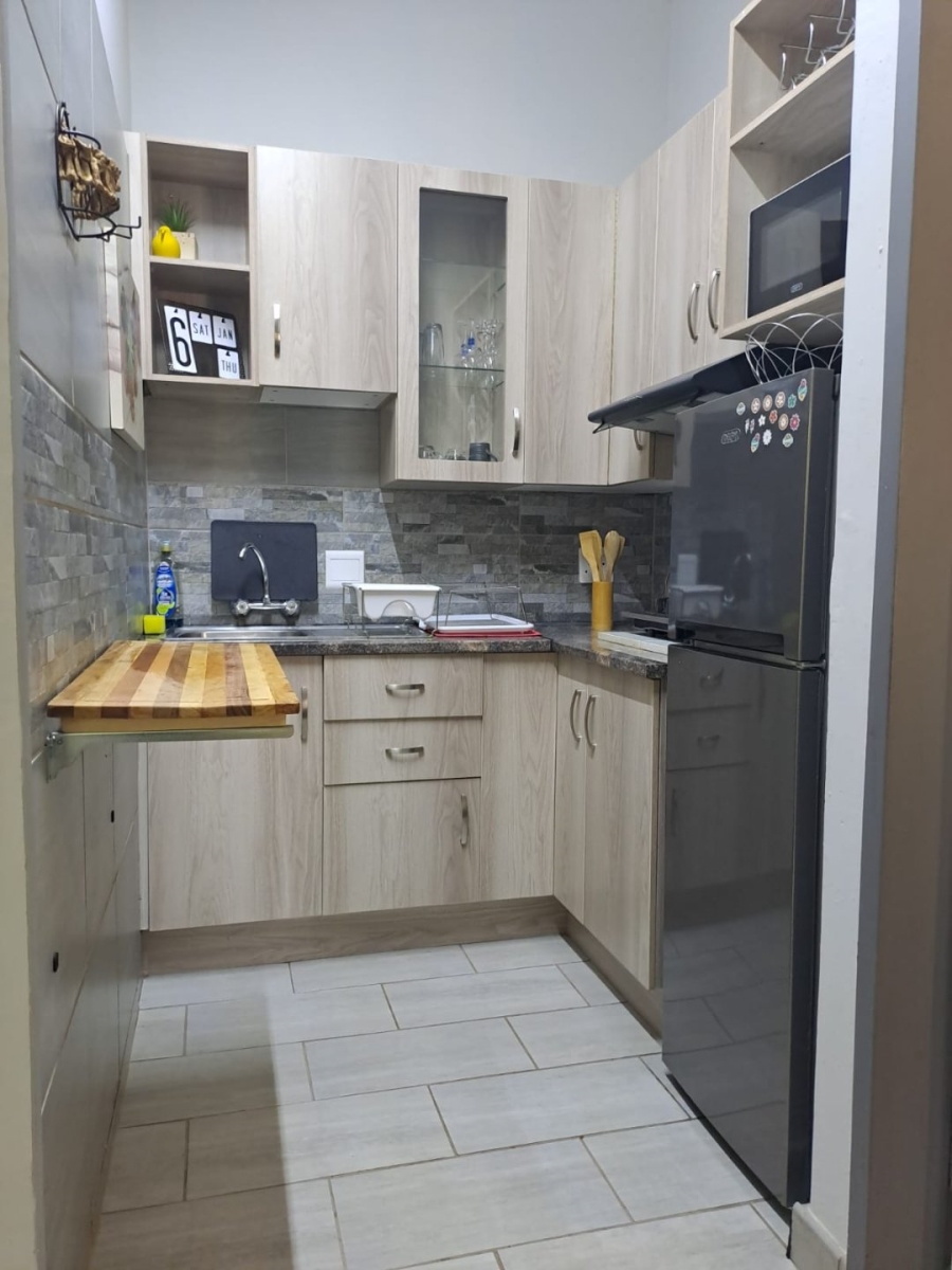 5 Bedroom Property for Sale in Rietvlei View Country Estates Gauteng
