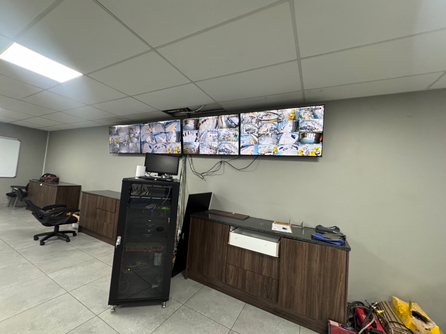 To Let Commercial Property for Rent in Knopjeslaagte Gauteng
