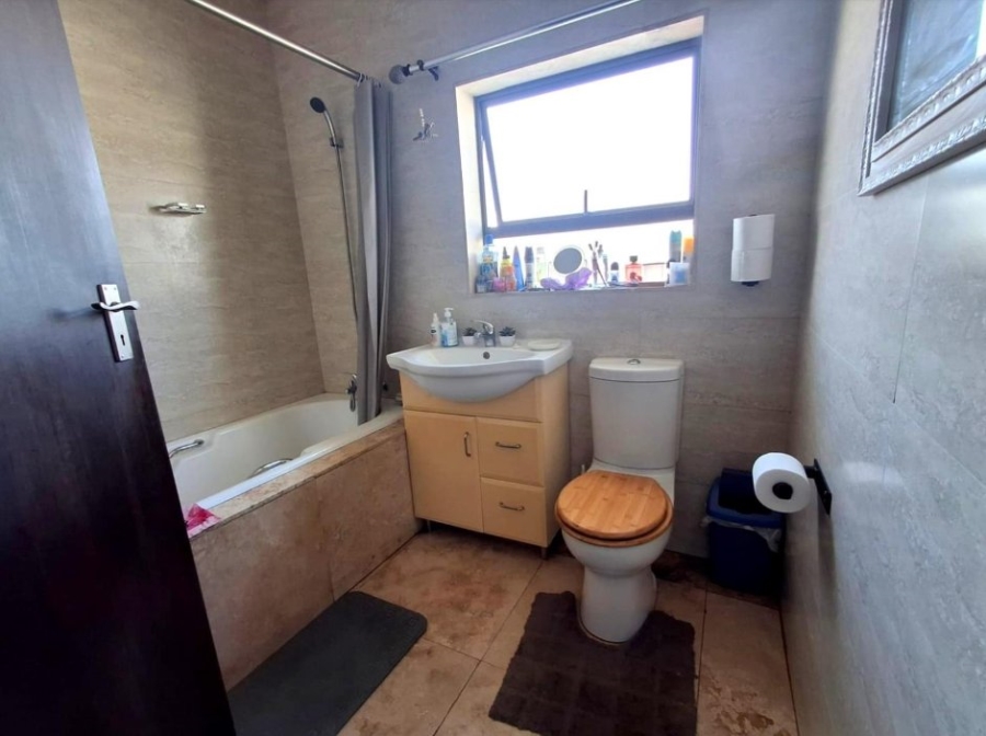 3 Bedroom Property for Sale in Sunnyridge Gauteng