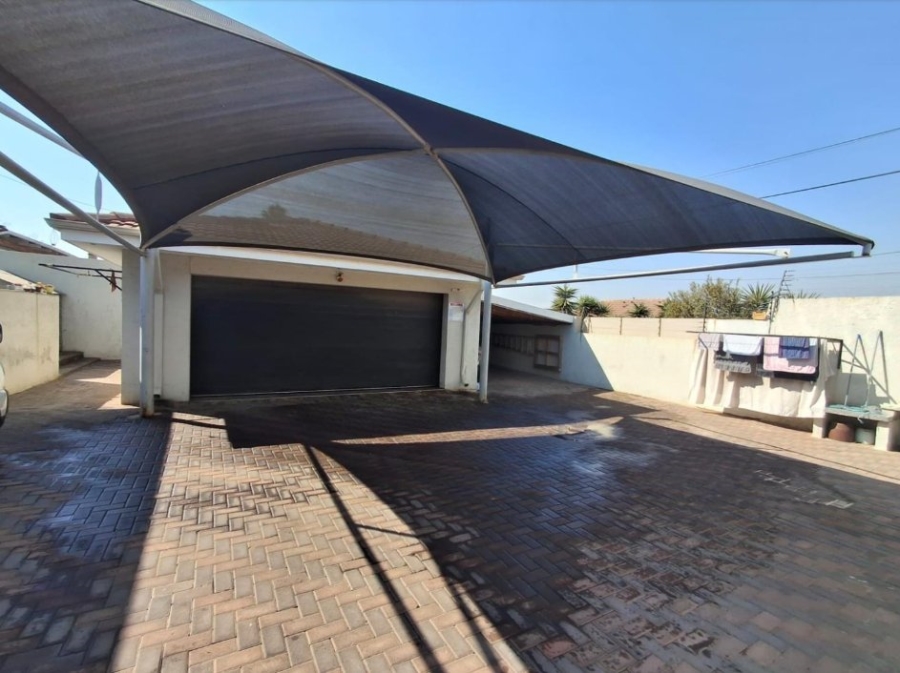 3 Bedroom Property for Sale in Sunnyridge Gauteng