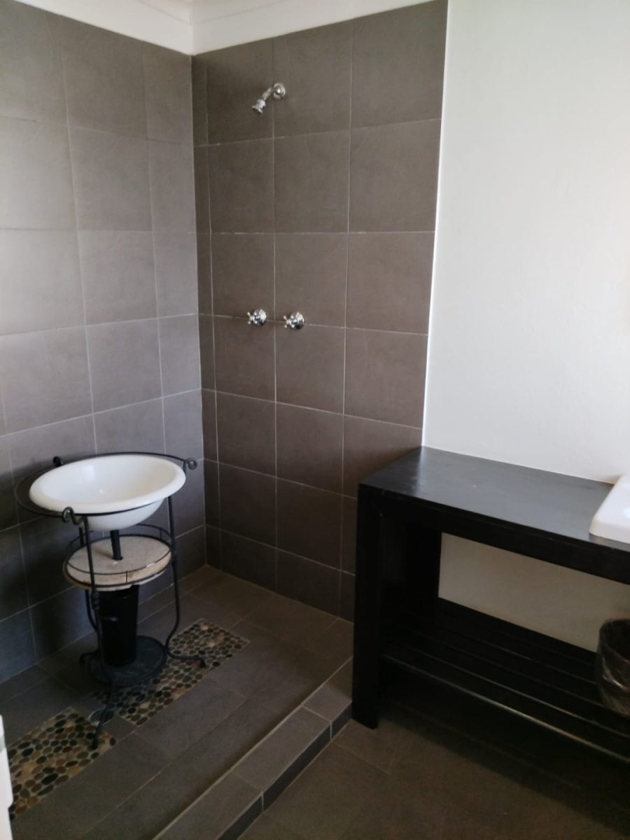 13 Bedroom Property for Sale in Nimrod Park Gauteng