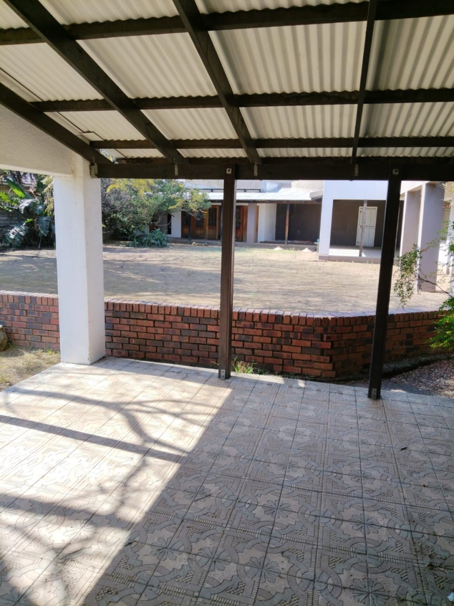 13 Bedroom Property for Sale in Nimrod Park Gauteng